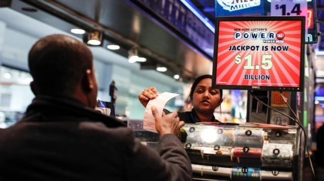 Why You Should Play Powerball: The Benefits of Participating in the Lottery